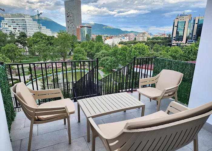 公寓 Center Penthouse Oasis *