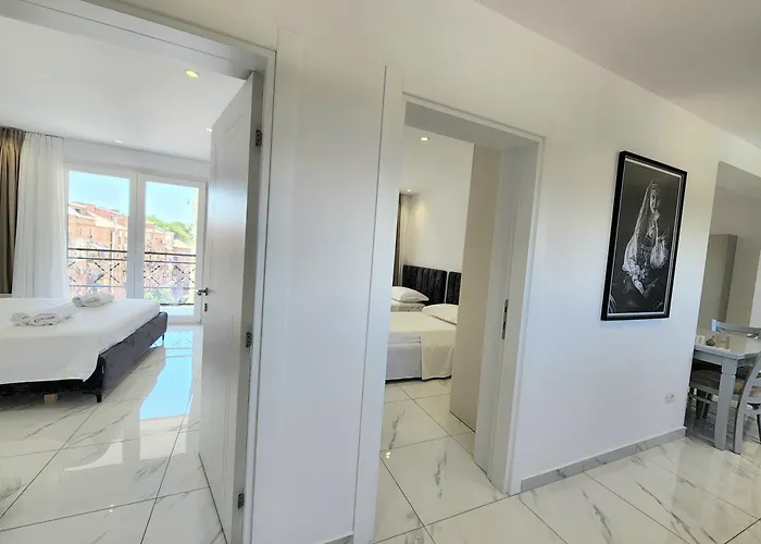 Апартаменты Center Penthouse Oasis *