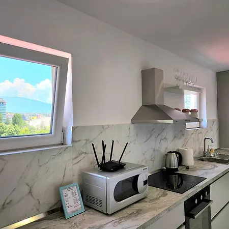 Center Penthouse Oasis Tirana